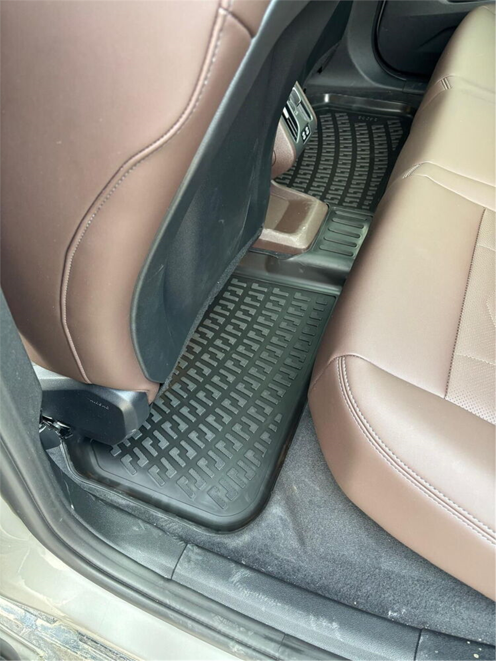 Bmw iX1 2024 Sonrası Havuzlu Paspas