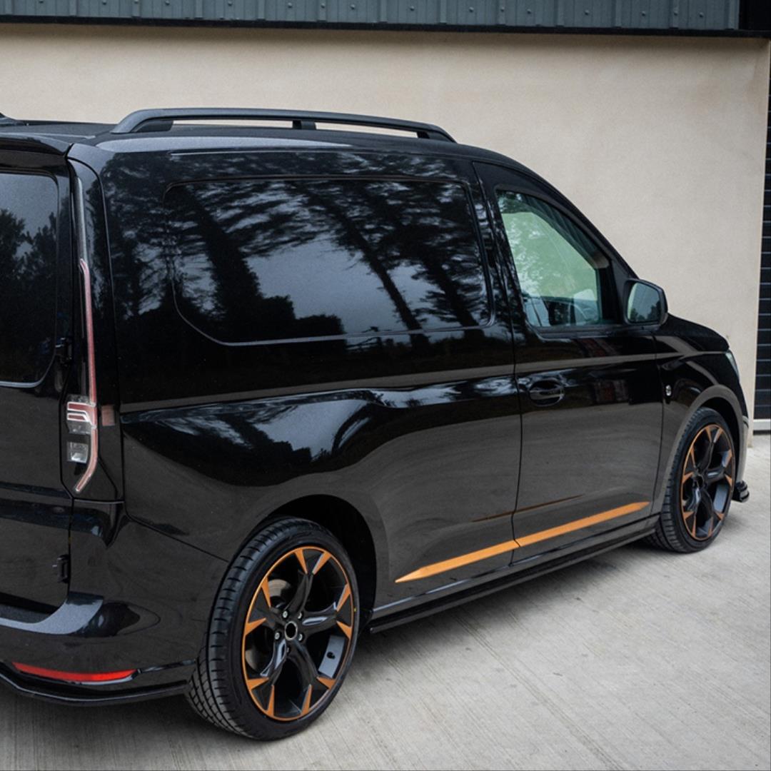 CADDY 2021+ AERO KIT (PIANO BLACK)  