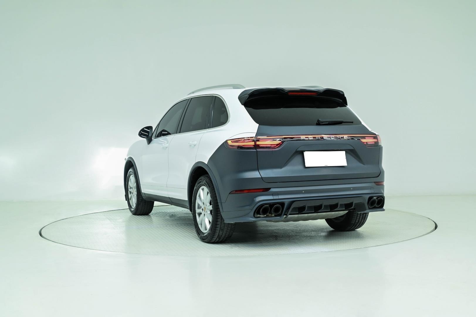CAYENNE 2011-2014 IÇIN UYUMLU IÇIN 2019+ BAGAJ FACELIFT  