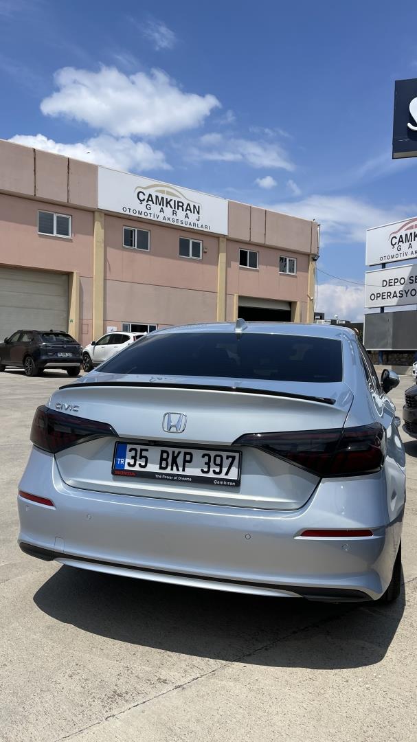 CIVIC 2022+ FE1 HYBRID SPOILER (PARLAK SİYAH)