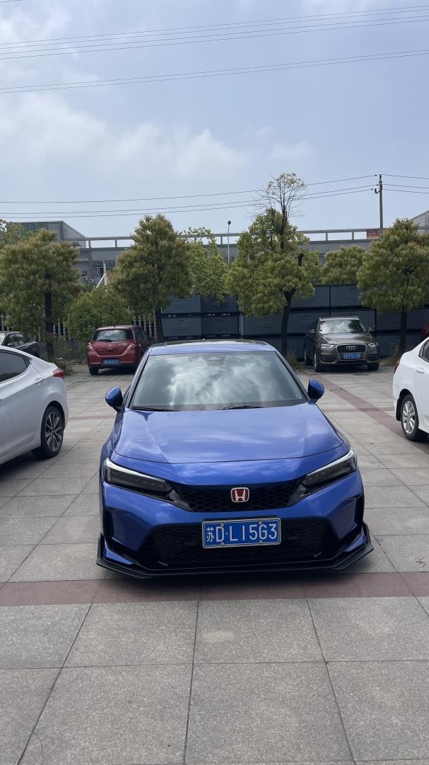 CIVIC 2022+ İÇİN TYPE-R BODY KIT    