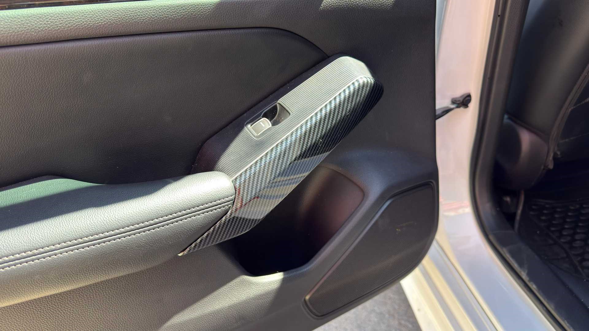 CIVIC 21-25   FE1 KAPI KOLU YAN KAPLAMA (KARBON)