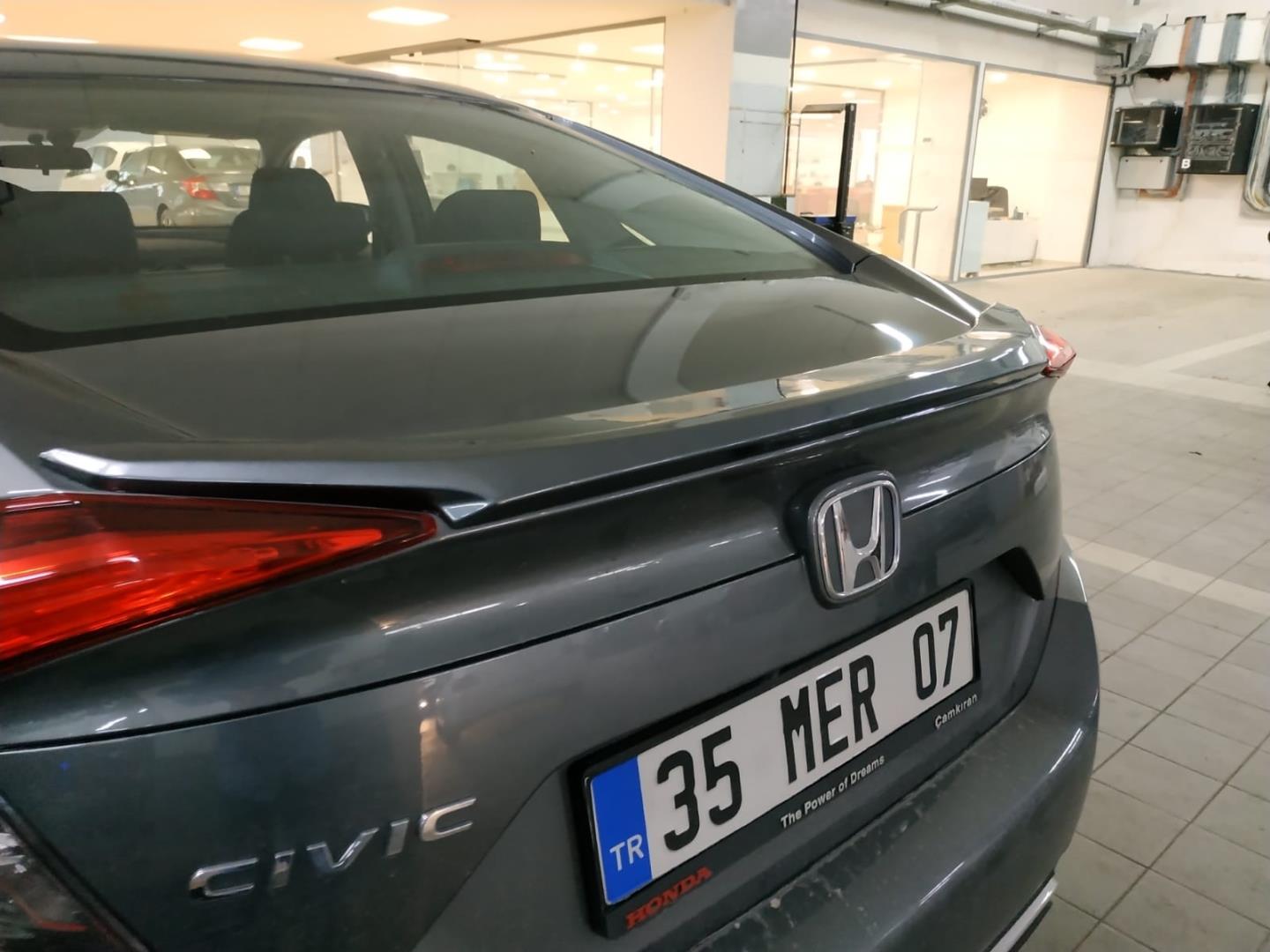 CIVIC FC5 2016-2020 IÇIN UYUMLU ISIKSIZ SPOILER 