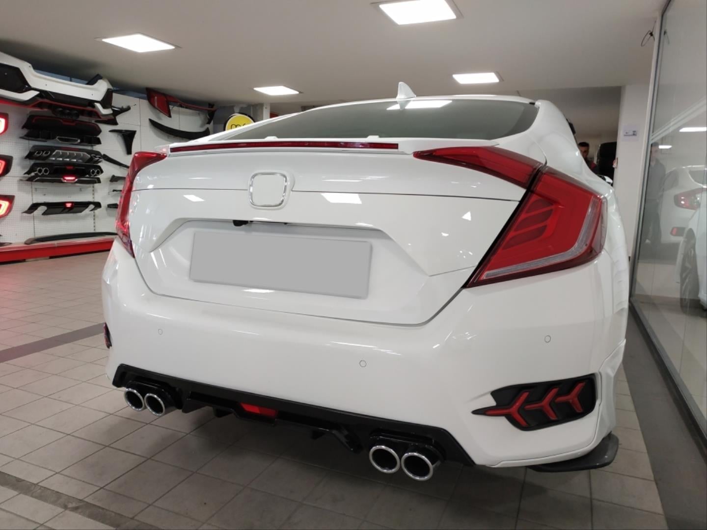 CIVIC FC5 2016-2021 IÇIN UYUMLU  HAREKETLI LED STOP KIRMIZI 