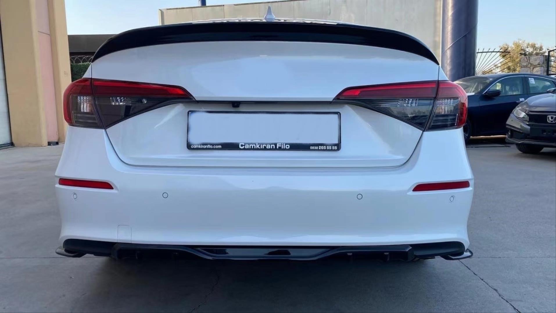 CIVIC FE1 2022 IÇIN UYUMLU  AERO SPOILER - PIANO BLACK (PARLAK SIYAH) 