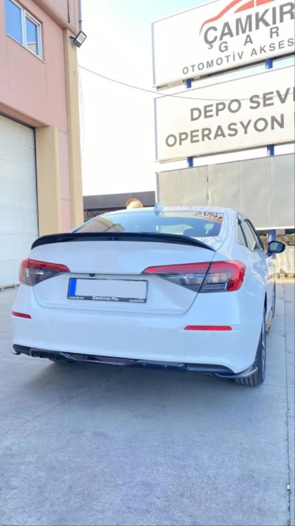 CIVIC FE1 2022 IÇIN UYUMLU  AERO SPOILER - PIANO BLACK (PARLAK SIYAH) 