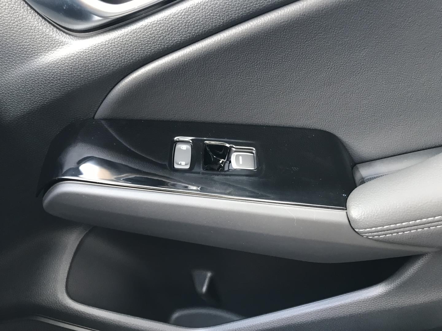 CIVIC FE1 2022 IÇIN UYUMLU  CAM DUGME KAPLAMA - PIANO BLACK 