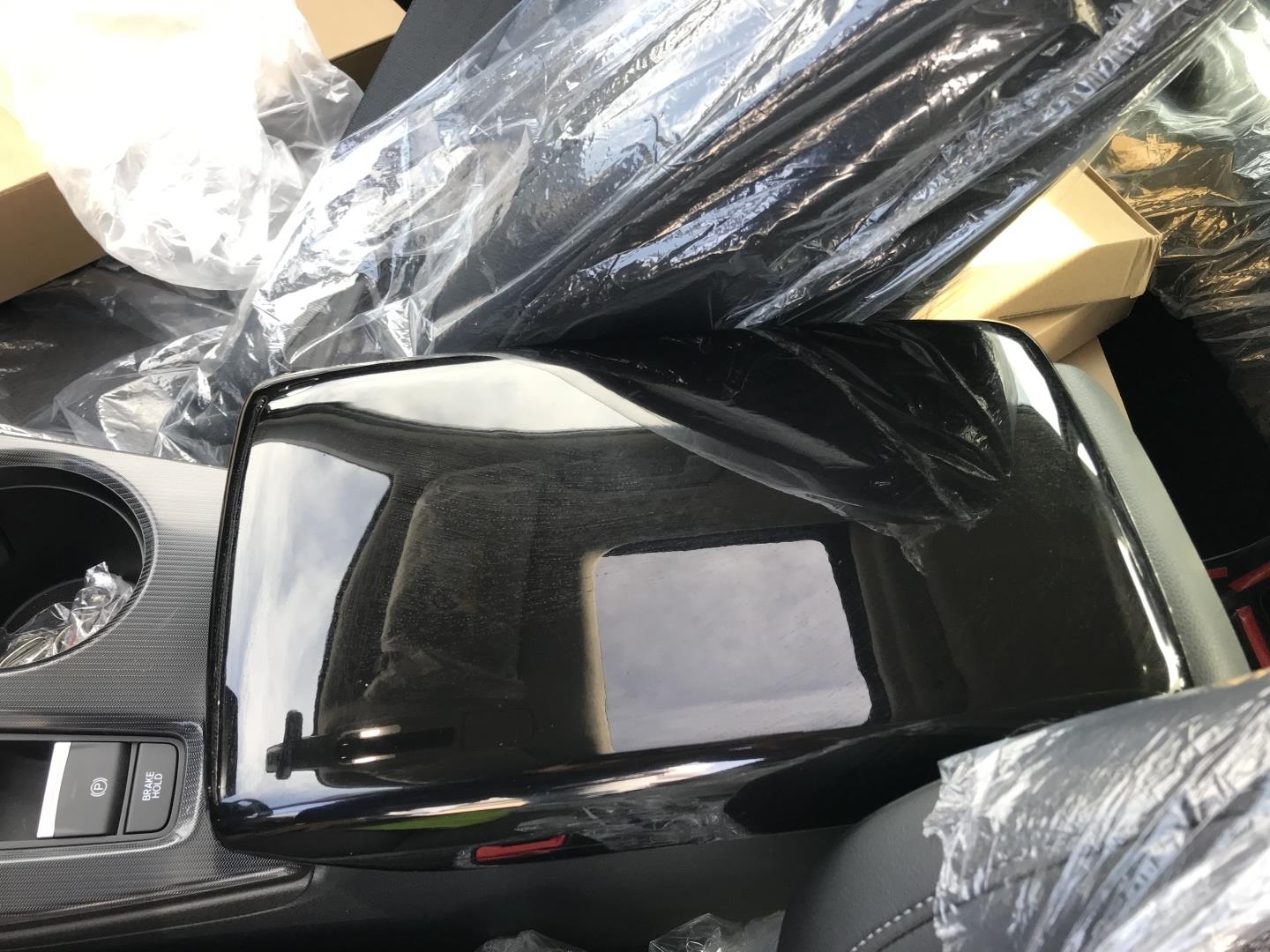 CIVIC FE1 2022 IÇIN UYUMLU  KOL DAYAMA - PIANO BLACK 