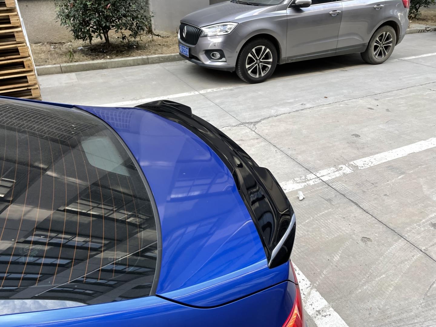 CIVIC FE1 2022 IÇIN UYUMLU  RS SPOILER - PIANO BLACK (PARLAK SIYAH) 