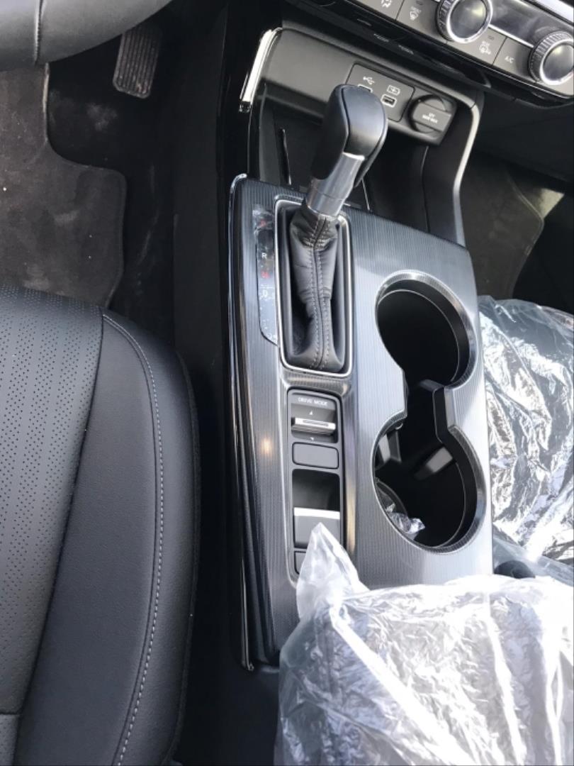 CIVIC FE1 2022 IÇIN UYUMLU  VITES KENAR KAPLAMA 2 PARÇA - PIANO BLACK 
