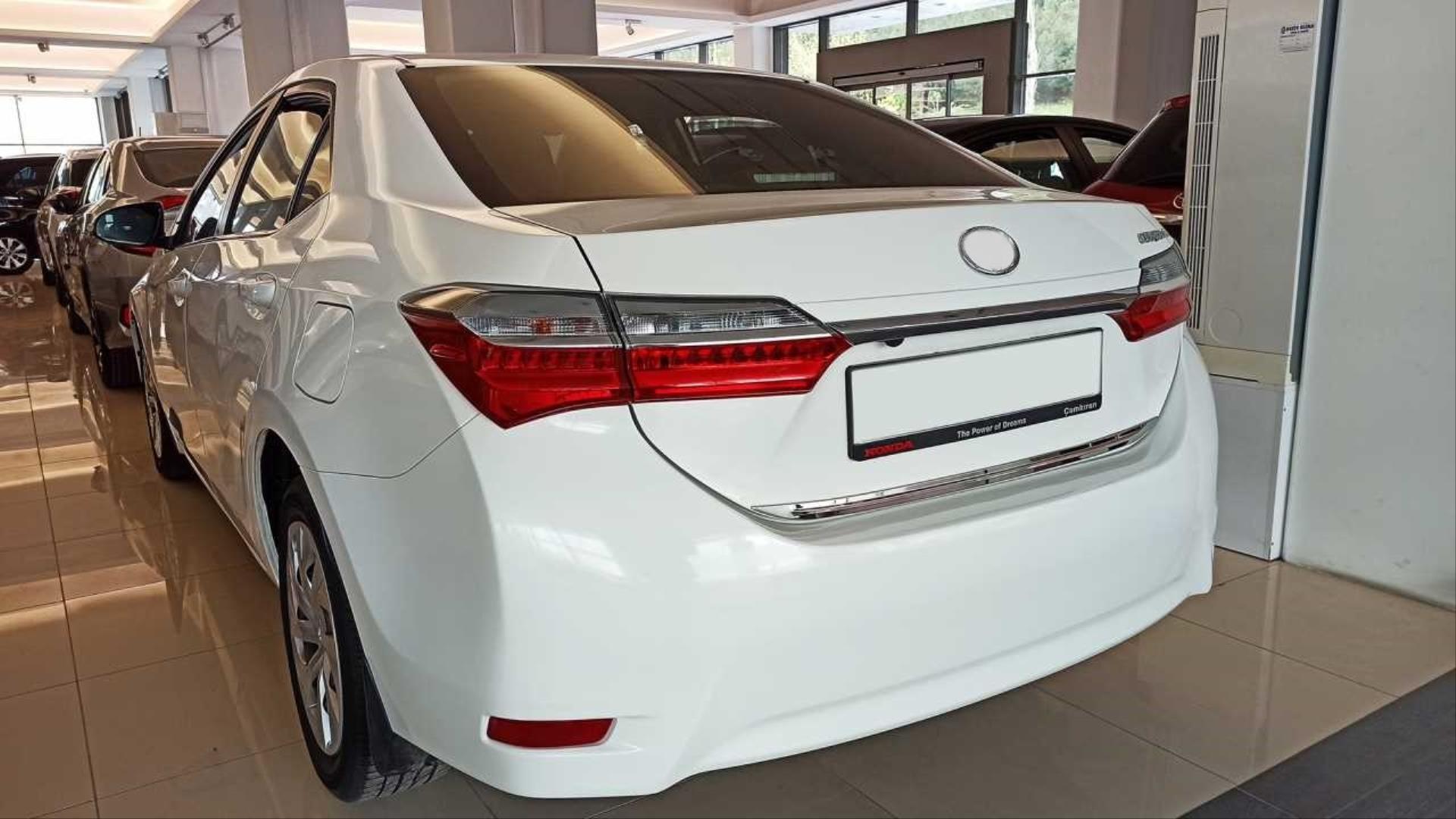 COROLLA 2013-2016 IÇIN UYUMLU BAGAJ ALT ÇITASI INCE 