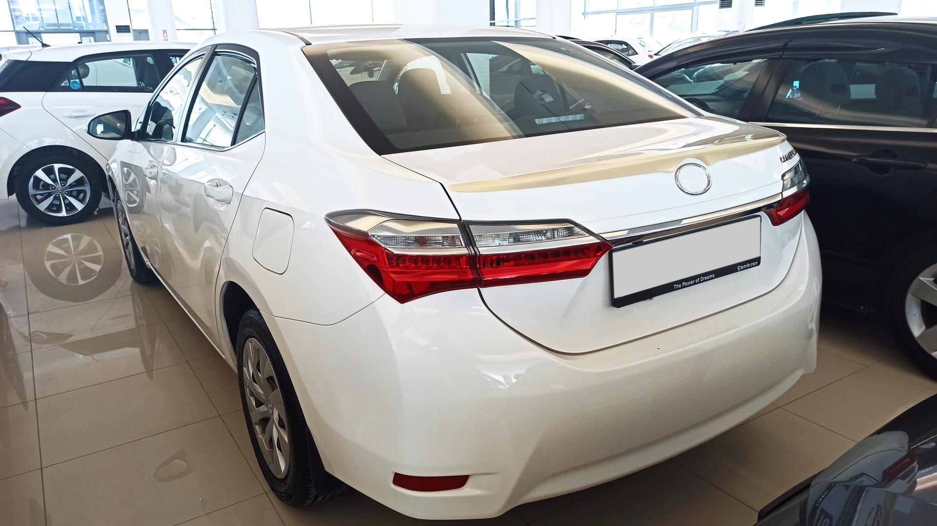 COROLLA 2014-2018 IÇIN UYUMLU WING SPOILER (BOYASIZ)