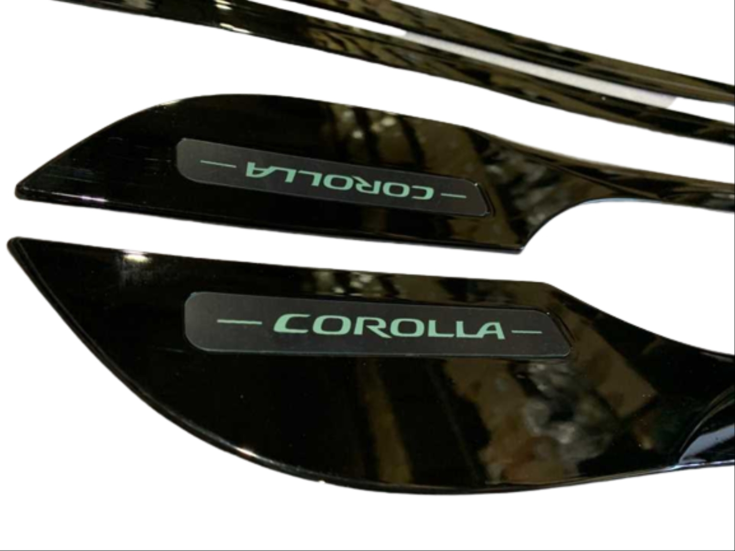 COROLLA 2019+ IÇIN UYUMLU KAPI ÇITASI PIANO BLACK