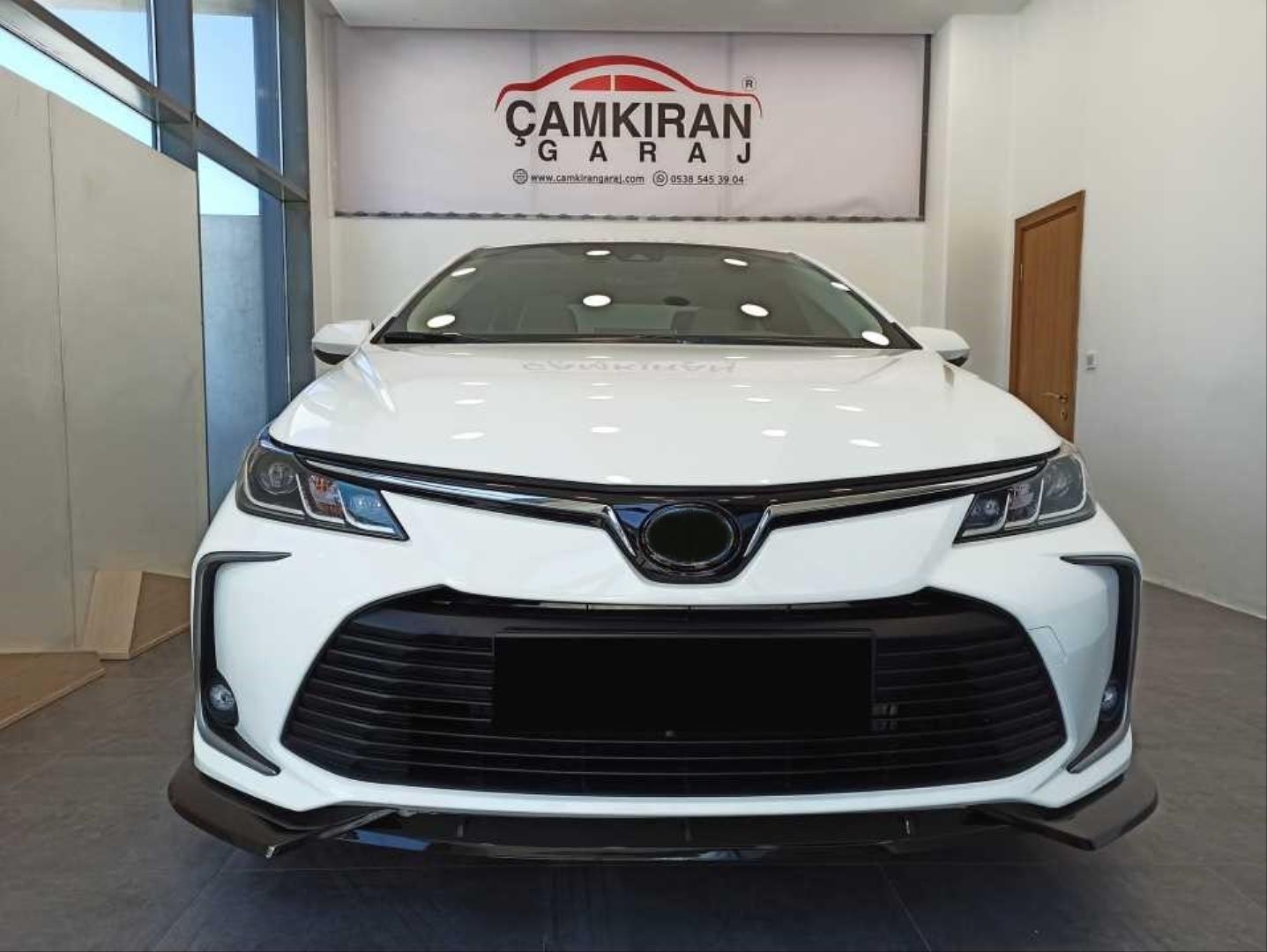 COROLLA 2019+ IÇIN UYUMLU ÖN LIP