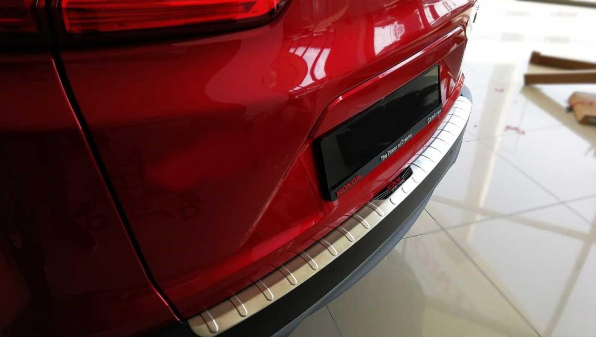 CR-V 2018-2019 IÇIN UYUMLU ARKA TAMPON ÜST KAPLAMASI 