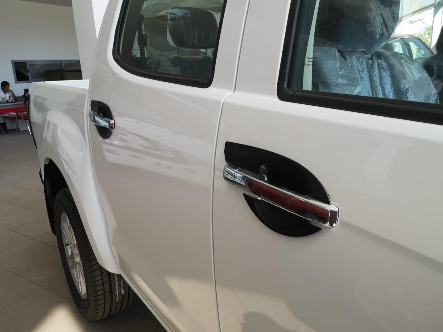D-MAX IÇIN UYUMLU 2012-2017 KAPI KOLU IÇ KAPLAMA SIYAH 
