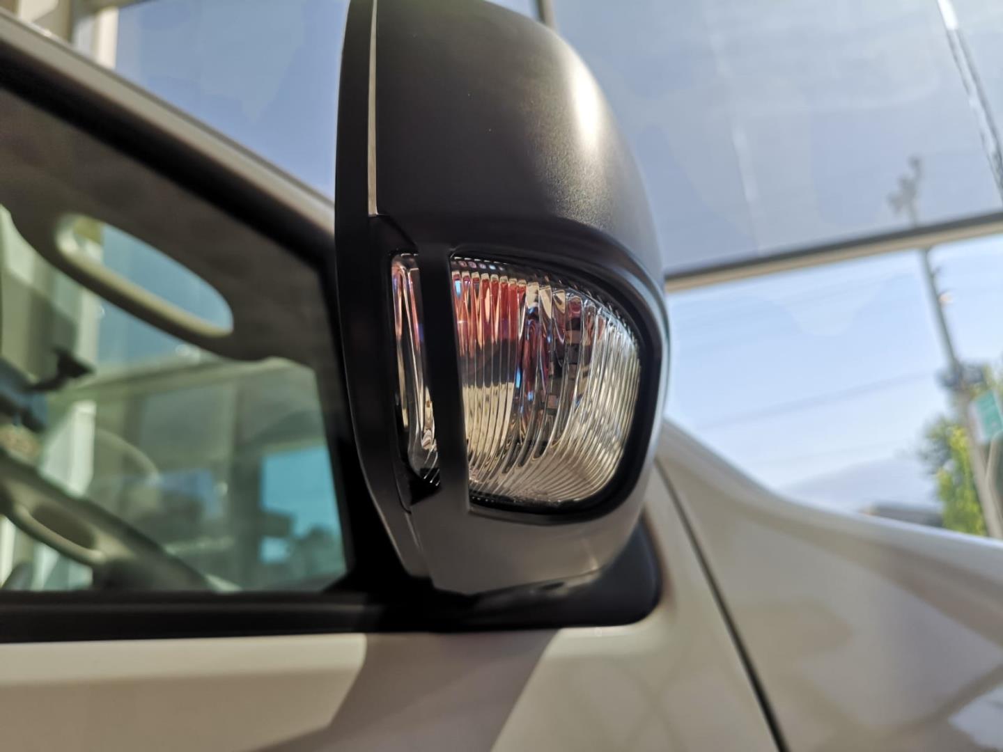 D-MAX IÇIN UYUMLU 2018+ AYNA KAPAGI SIYAH 