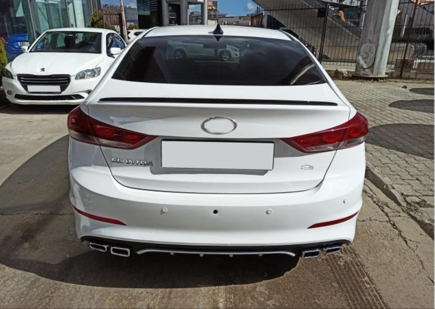 ELANTRA 2016-2019 IÇIN UYUMLU 4 EGZOZ SILVER DIFÜZÖR 