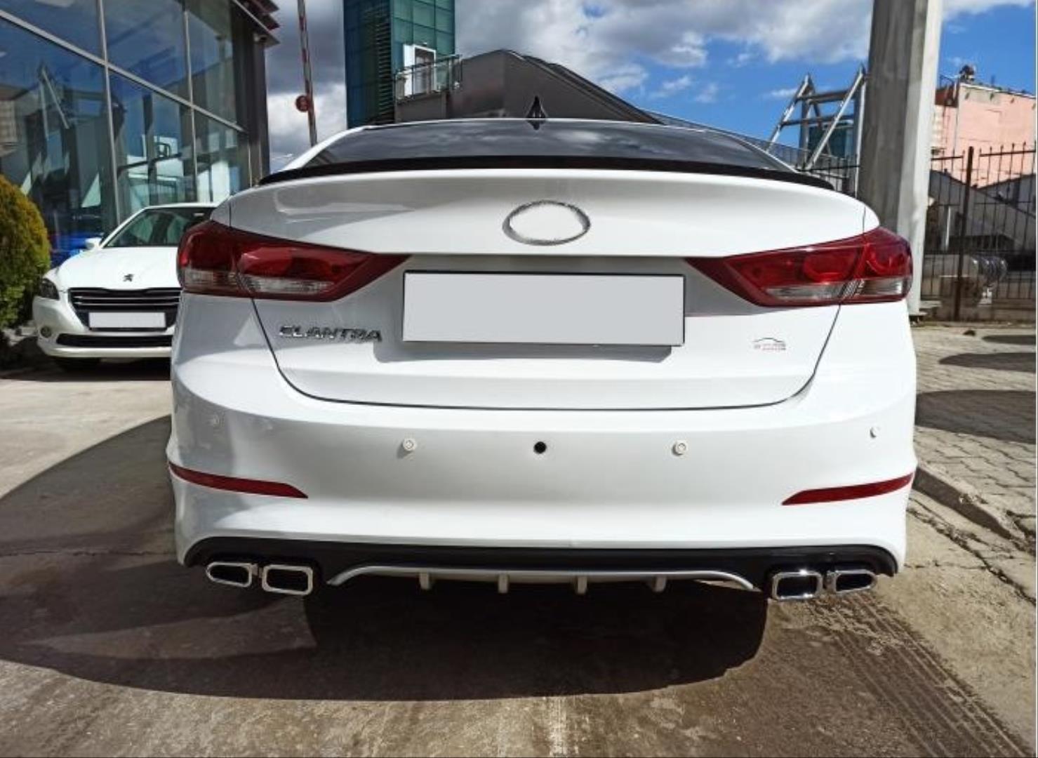ELANTRA 2016-2019 IÇIN UYUMLU 4 EGZOZ SILVER DIFÜZÖR 