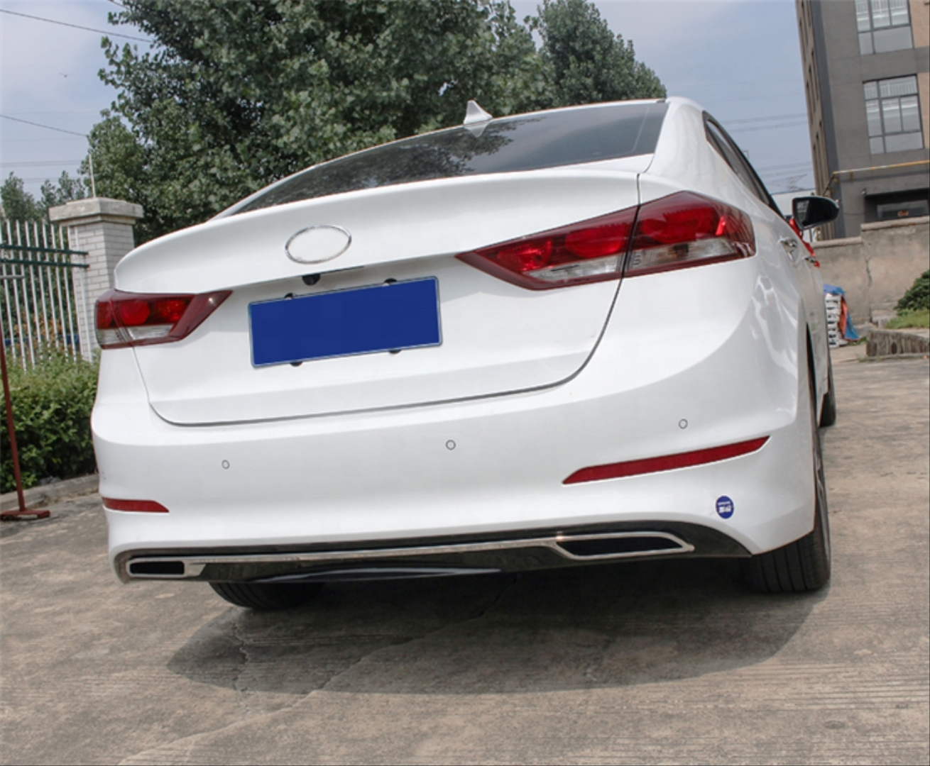 ELANTRA 2016-2019 IÇIN UYUMLU DIFÜZÖR - MERCEDES DIZAYN  