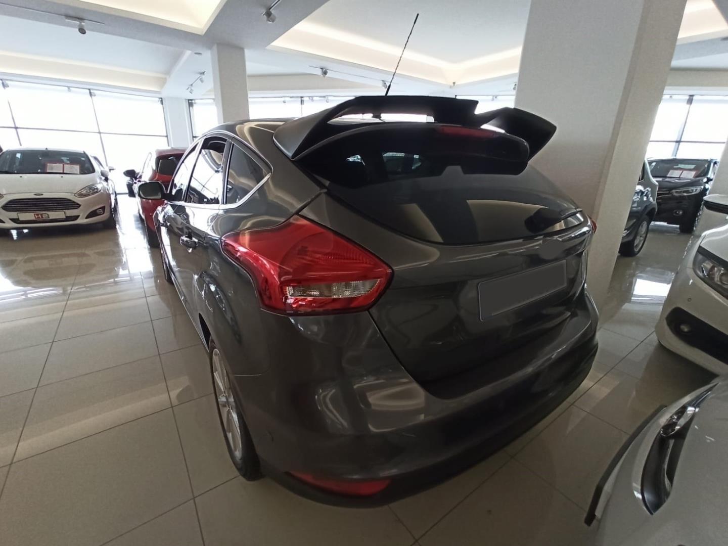 FOCUS IÇIN UYUMLU 2014-2018 HB ST SPOILER (BOYASIZ)