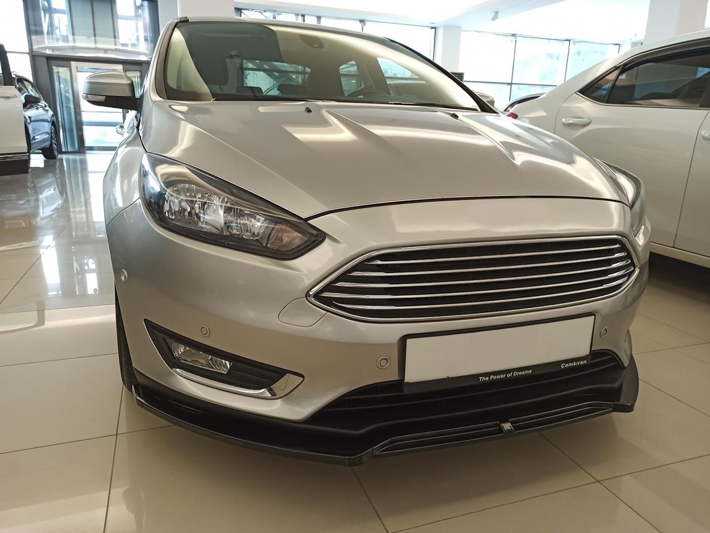 FOCUS IÇIN UYUMLU 2014-2018 ÖN LIP HB/SEDAN