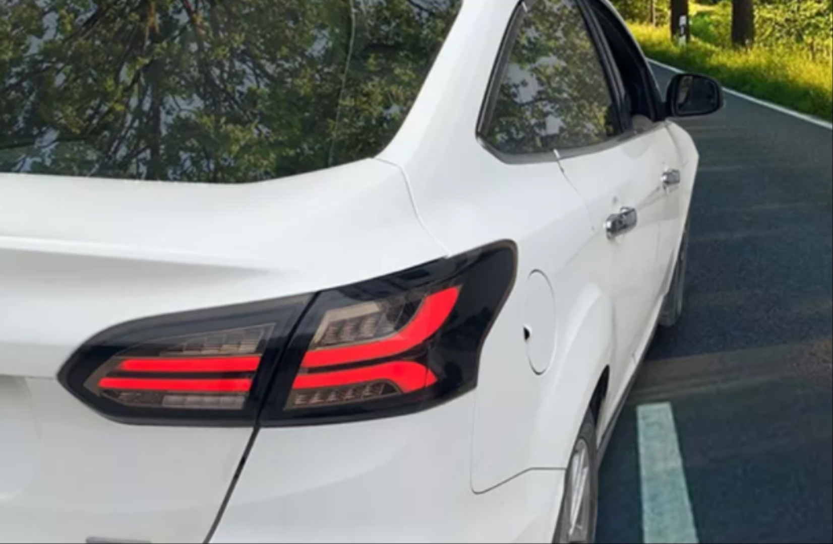FOCUS IÇIN UYUMLU 2015-2018 LED STOP   