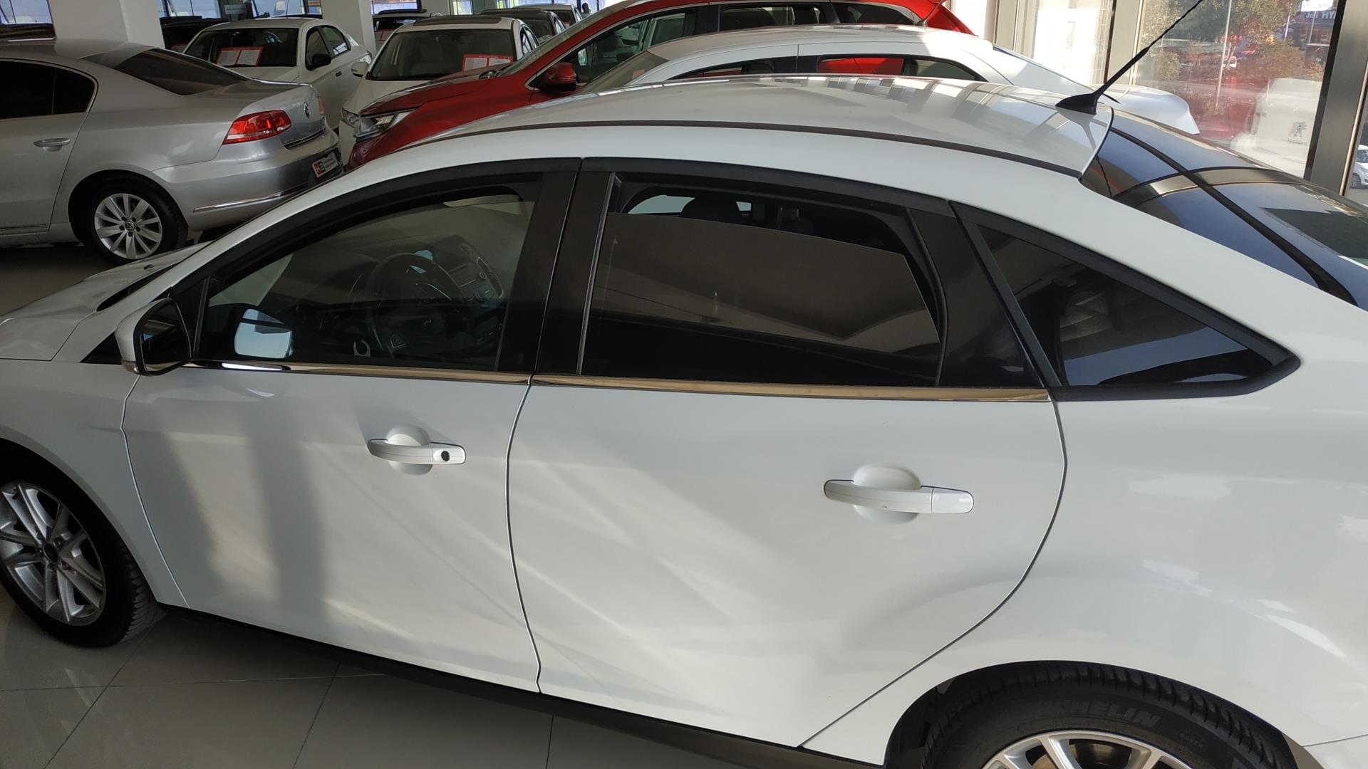 FORD FOCUS 2012-2018 SEDAN CAM ÇITASI NİKELAJI  