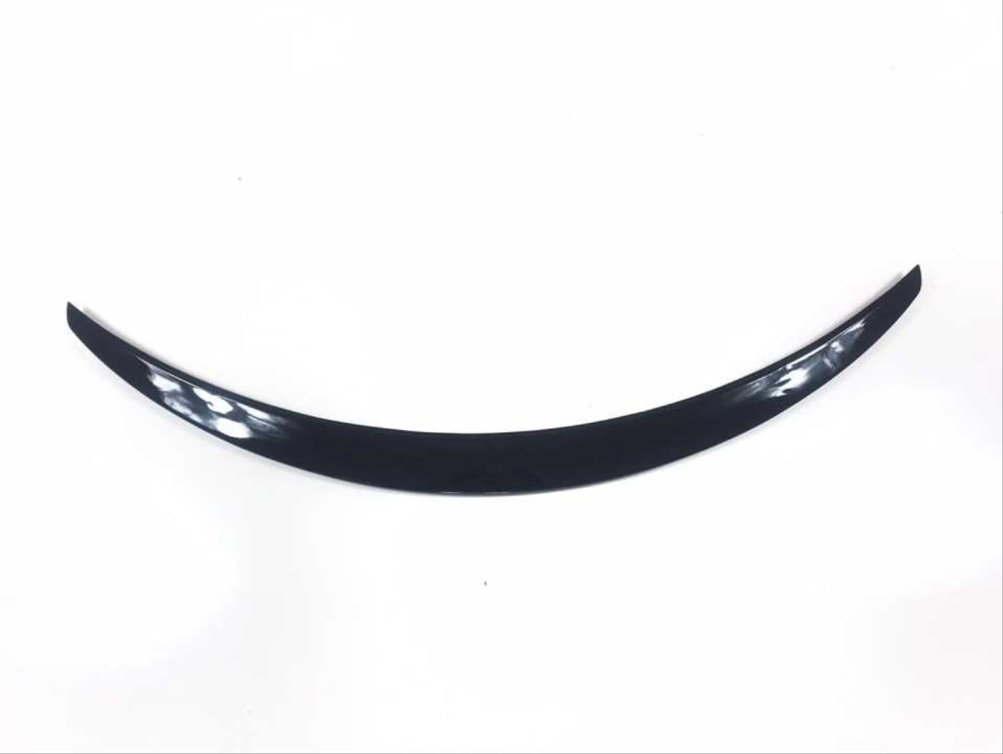 GLC SERISI IÇIN UYUMLU SPOILER PIANO BLACK