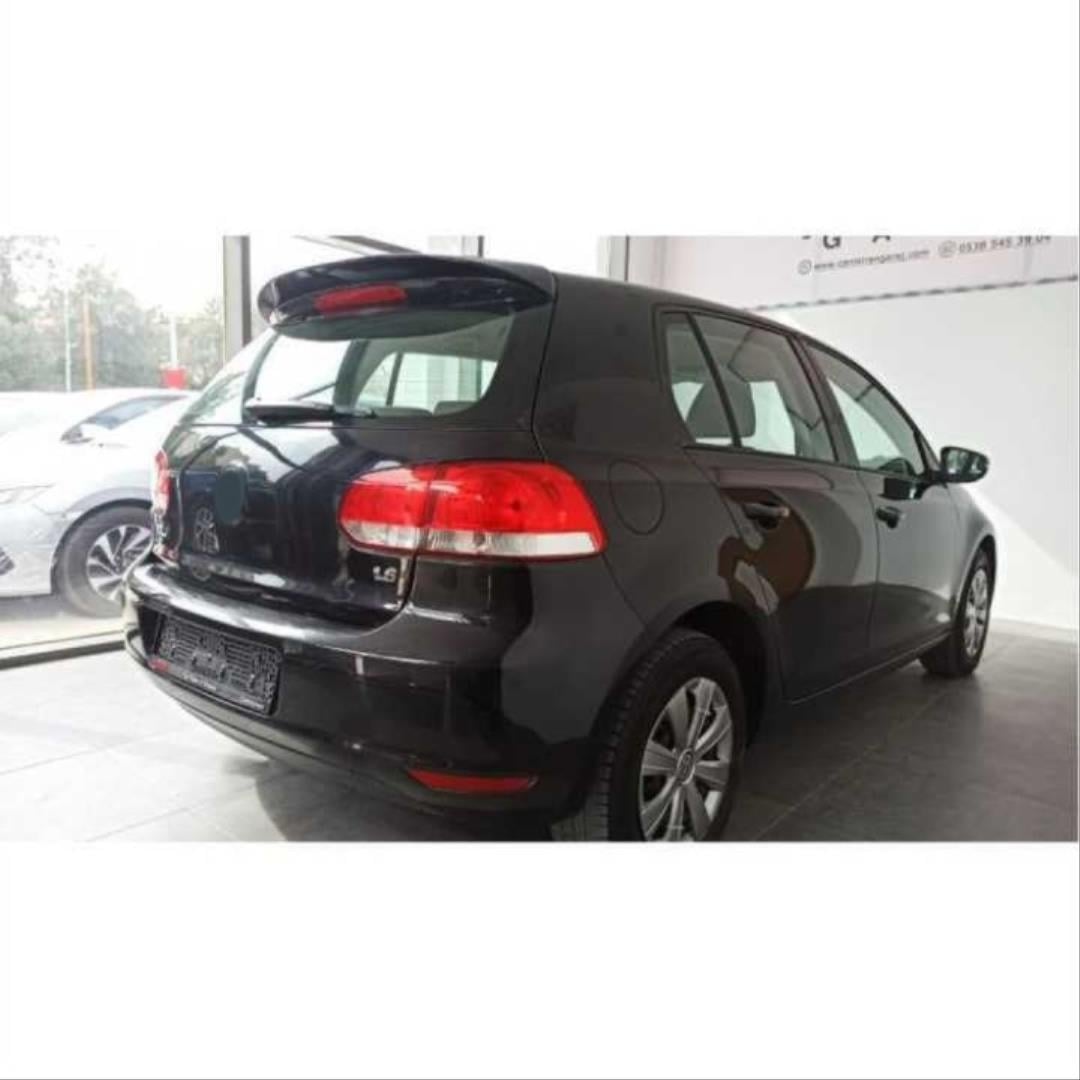 GOLF 6 SPOILER (PIANO BLACK) 