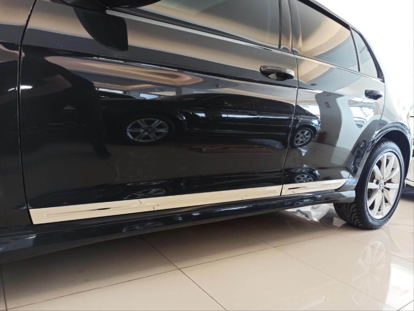 GOLF 7 - 7.5 2013-2020 IÇIN UYUMLU KAPI ÇITASI NIKELAJ 
