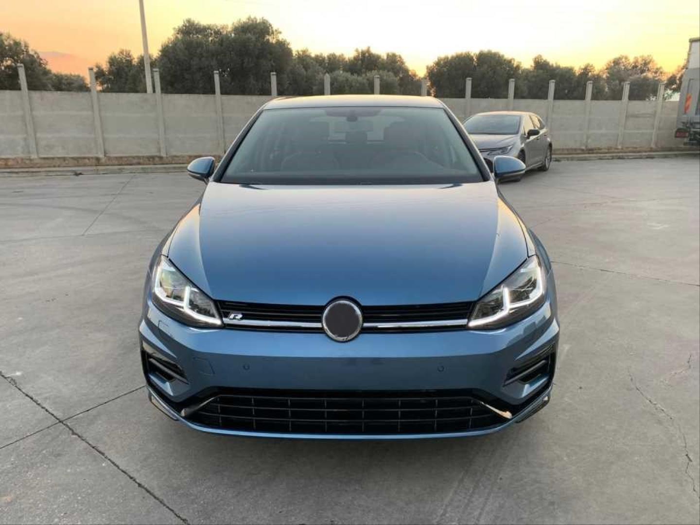 GOLF 7 İÇİN UYUMLU GOLF 7.5 GÖRÜNÜM FULL LED FAR (J FAR)