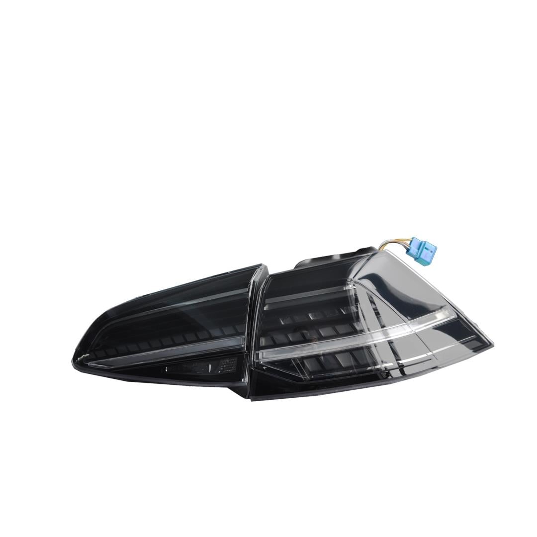 GOLF 7 VE 7.5 İÇİN UYUMLU SMOKE LED STOP (HIGHLINE,COMFORTLINE,TRENDLINE) 