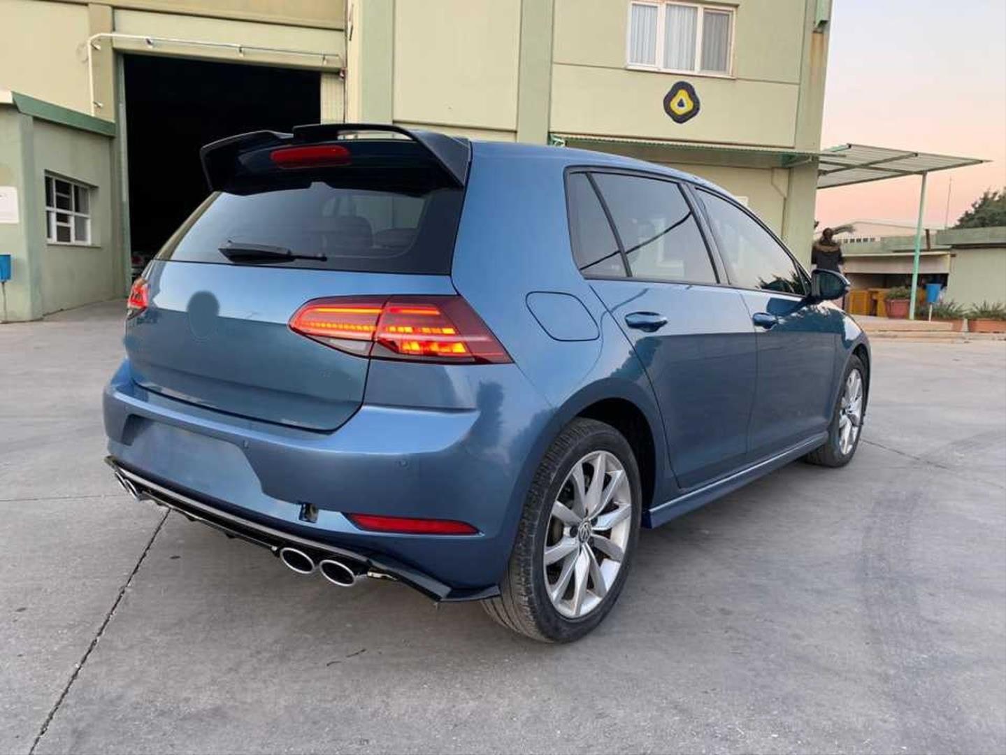 GOLF 7,5 2018-2020 IÇIN UYUMLU R DIFÜZÖR