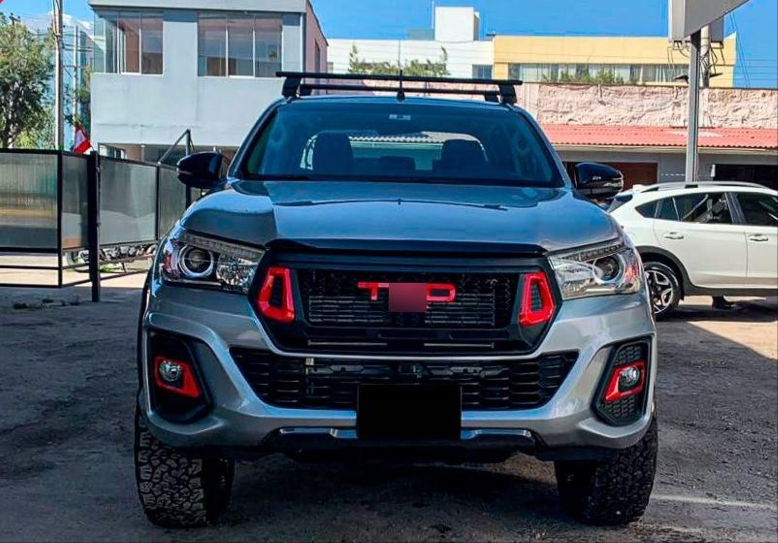HILUX REVO 2016+ IÇIN UYUMLU  ROCCO TRD BODY KIT (PANJUR-TAMPON-DODIK SETI)