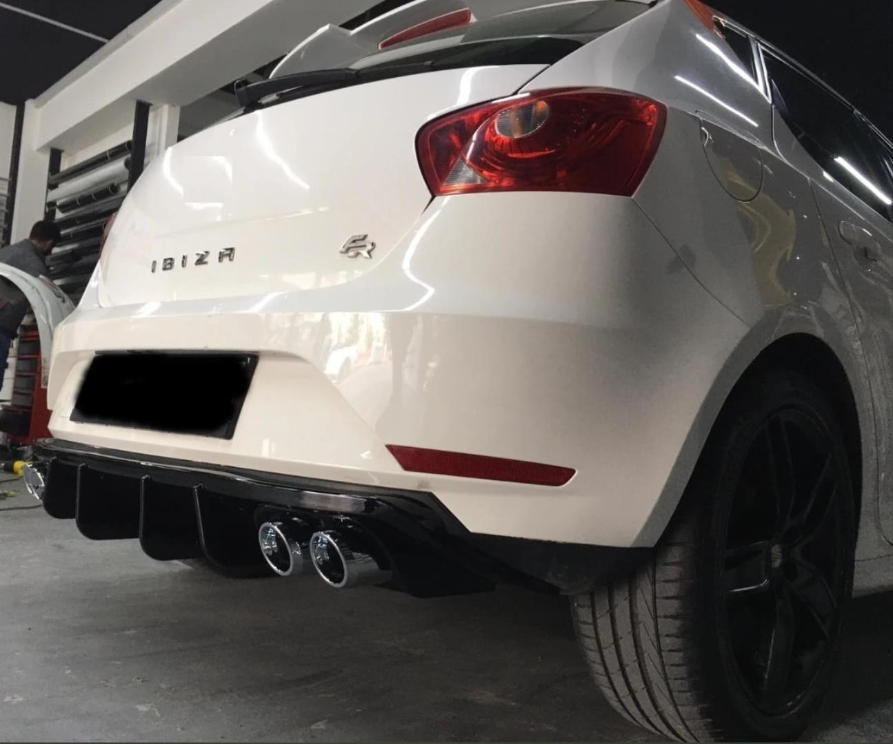 IBIZA 2013-2017 IÇIN UYUMLU DIFÜZÖR - PIANO BLACK 