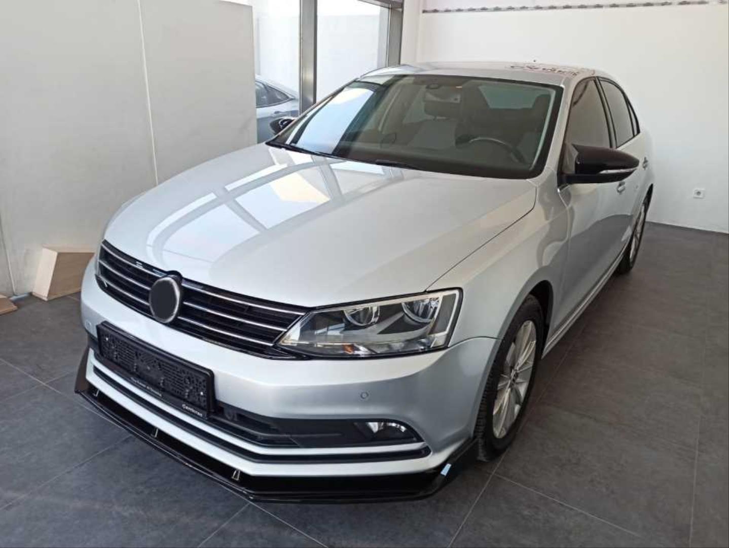 JETTA/SCIROCCO/NEW BEETLE 2012-2018  IÇIN UYUMLU AYNA KAPAGI PIANO BLACK