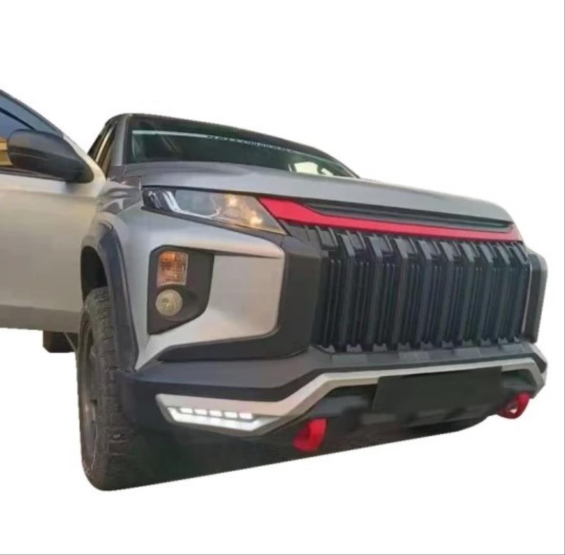 L200 2019+ IÇIN UYUMLU  SIYAH PANJUR ( KIRMIZI ÇIZGILI) 