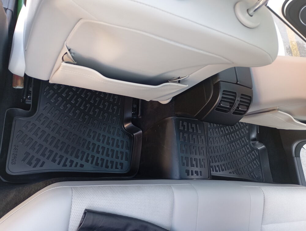 Mercedes-Benz C Serisi 2007-2014 W204 Havuzlu Paspas