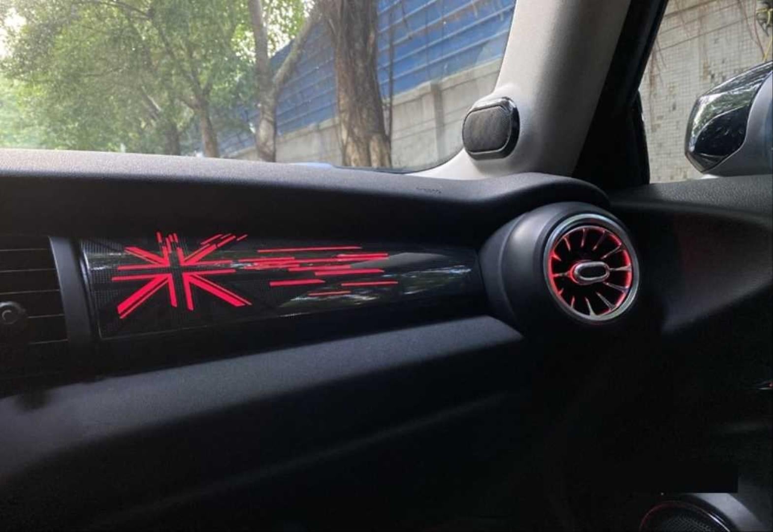 MINI COOPER İÇİN UYUMLU GÖĞÜSLÜK AMBİANS 
