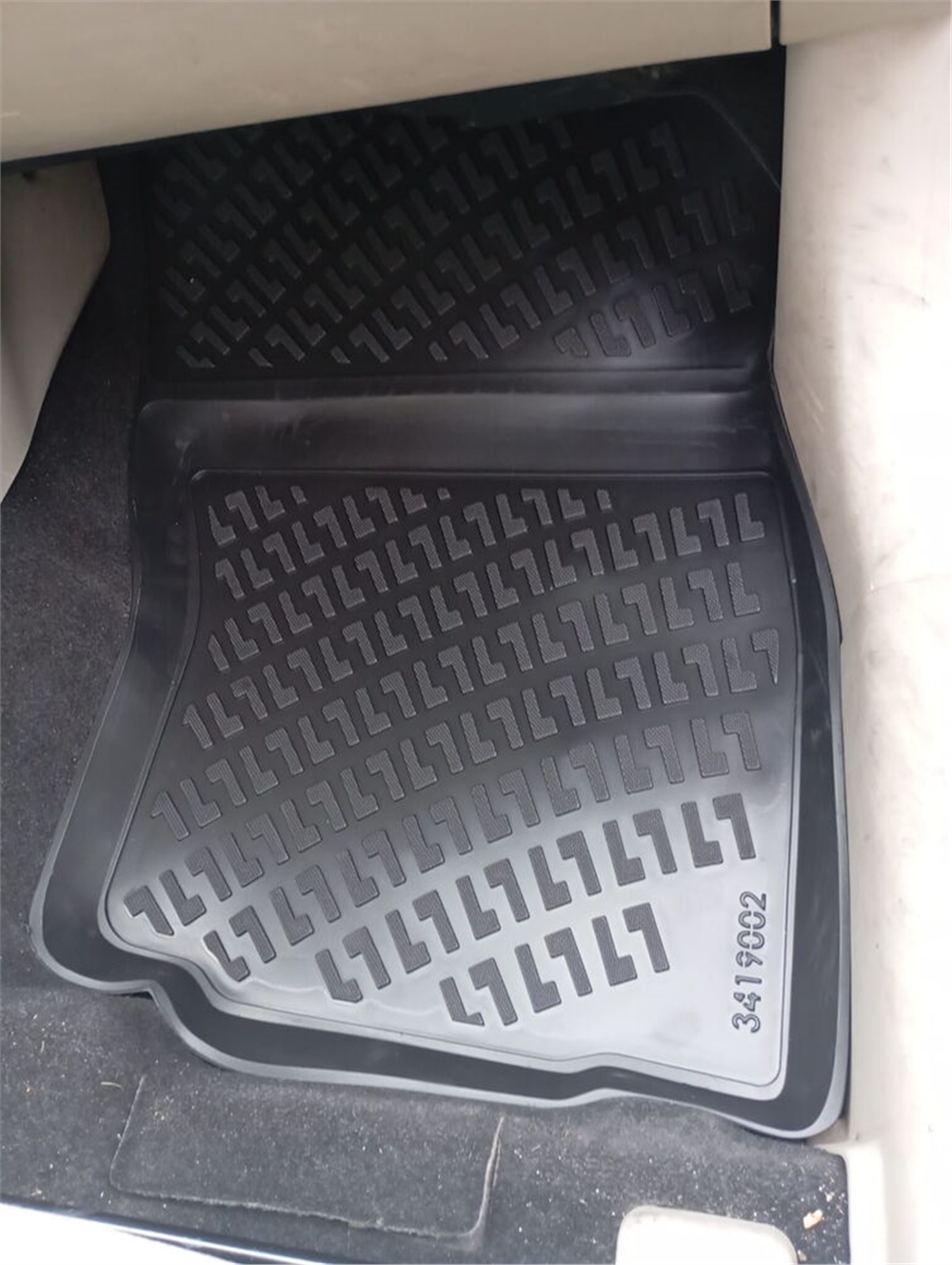 Mitsubishi Lancer 2008 Sonrası Havuzlu Paspas