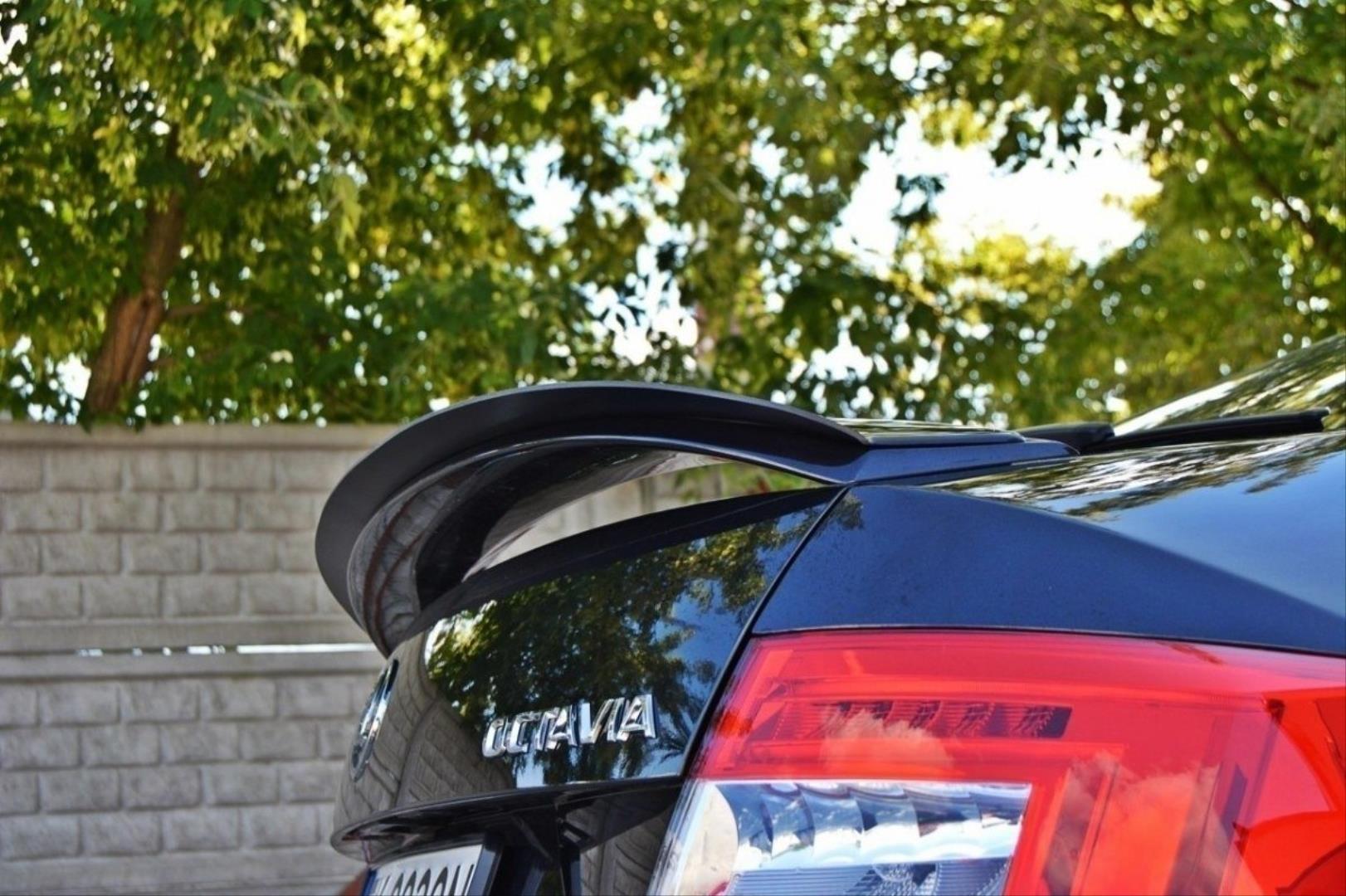 OCTAVIA 2013-2020 IÇIN RS SPOILER - PIANO BLACK  