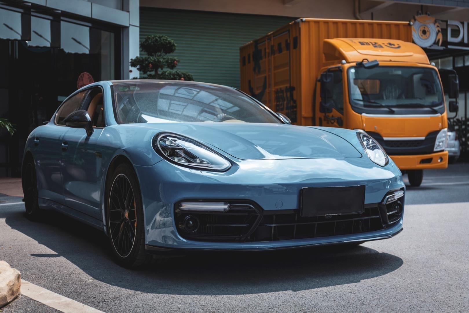 PANAMERA 2014-2016 IÇIN FULL FACELIFT 2018 GTS IÇIN UYUMLU BODY KIT (Farlar Dahil)  