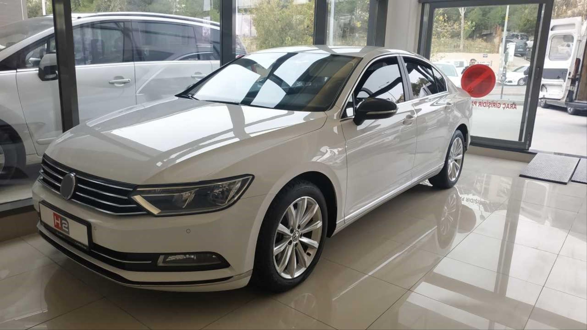 PASSAT 2015+ IÇIN UYUMLU B8 AYNA KAPAGI