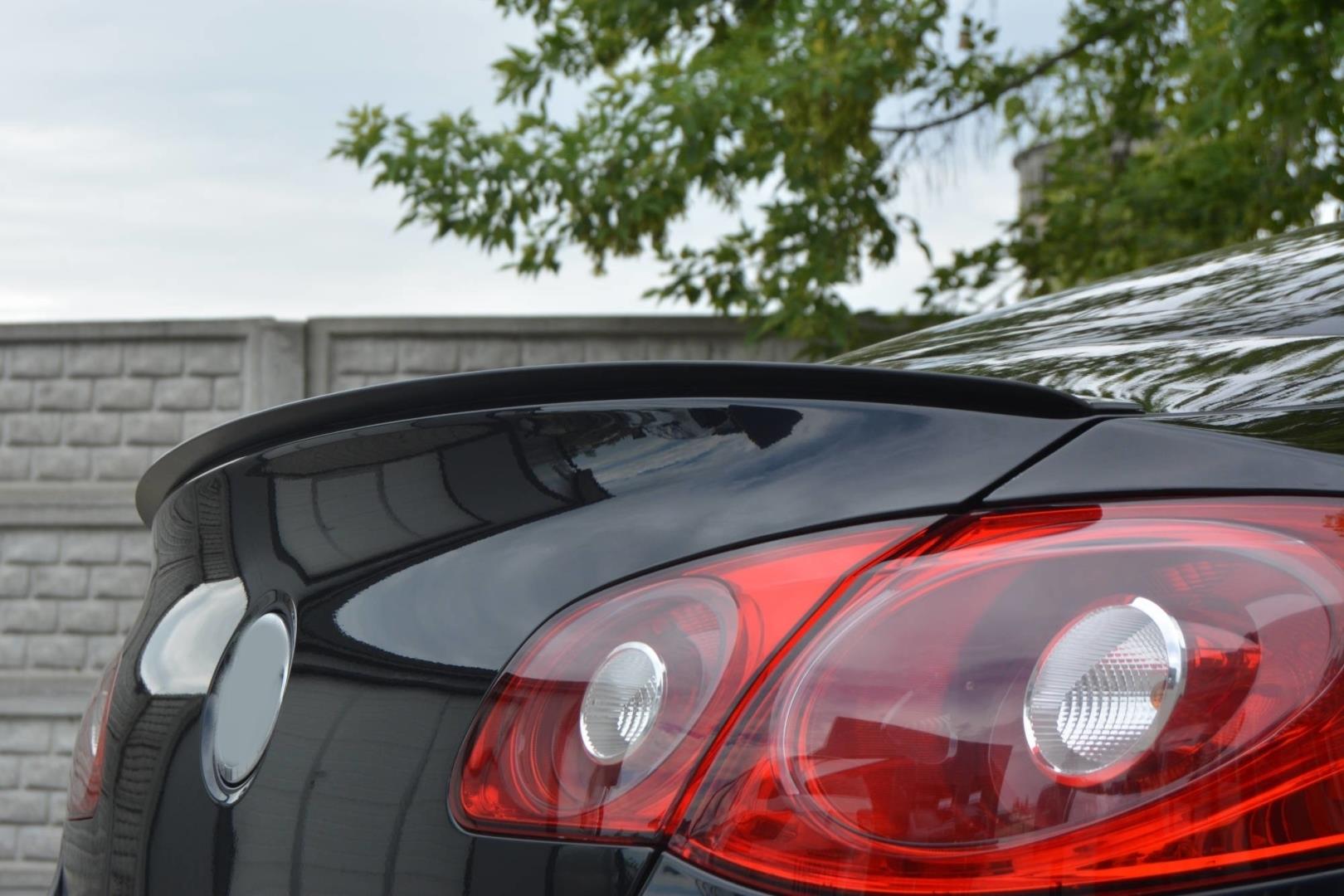 PASSAT CC SPOILER - PIANO BLACK 