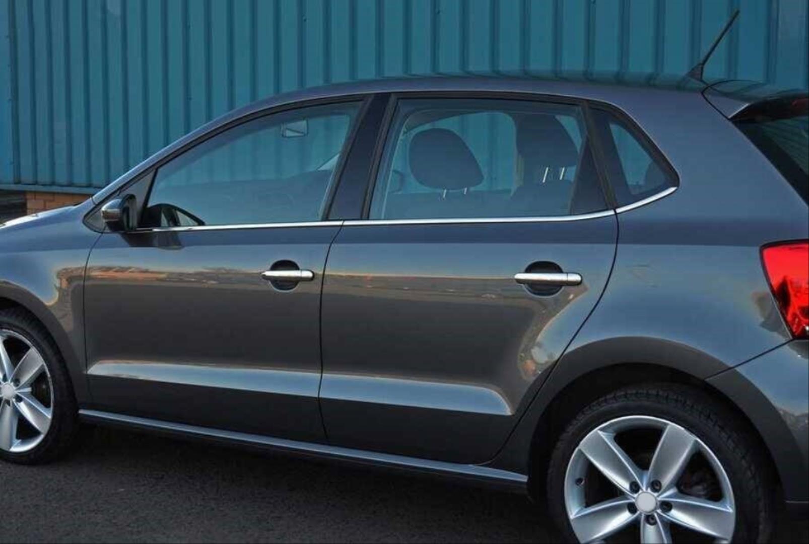 POLO 2009-2017 IÇIN UYUMLU CAM ÇITASI NIKELAJ 