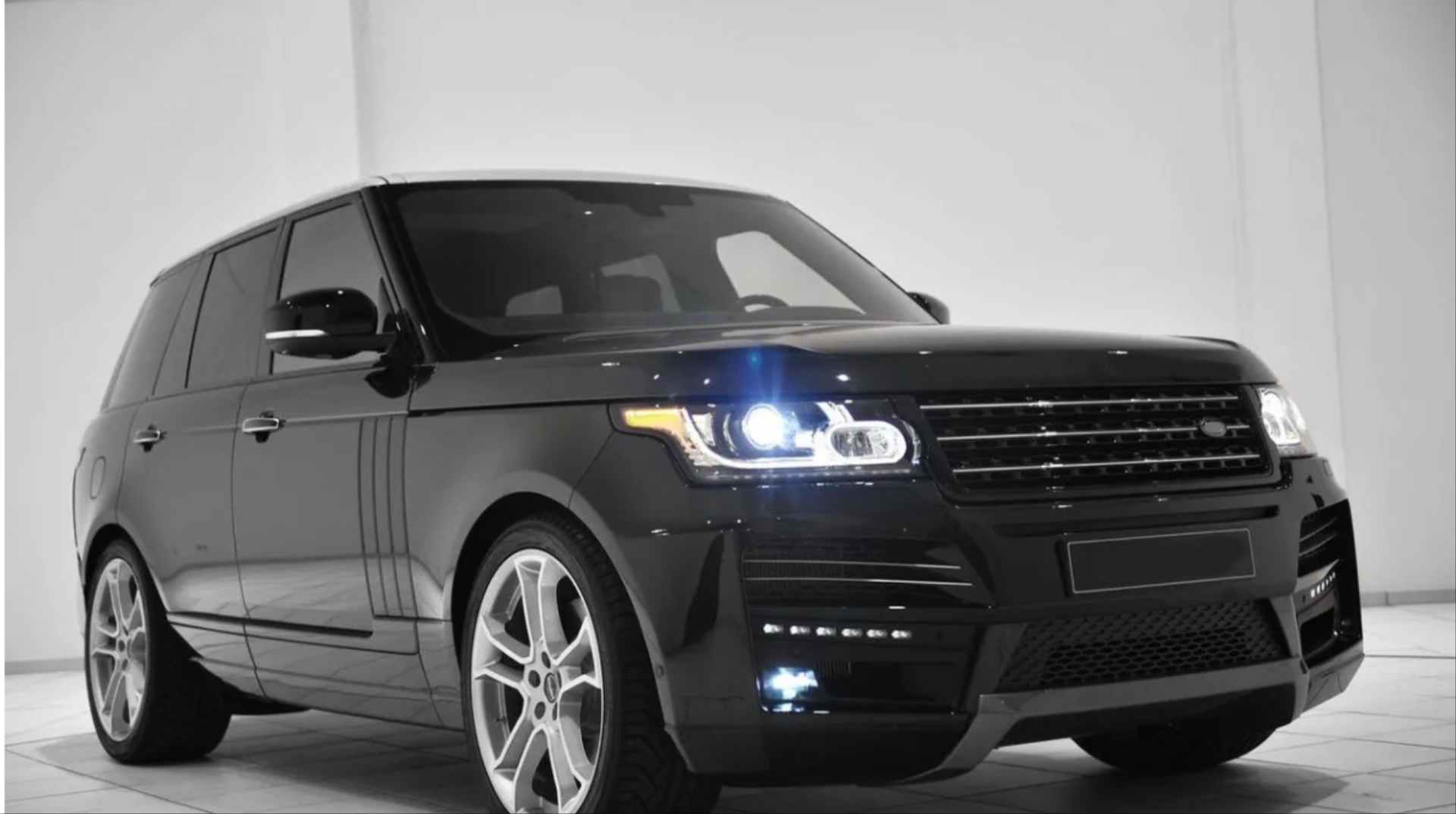 RR VOGUE L405 IÇIN STARTECH BODY KIT 2013-2017  