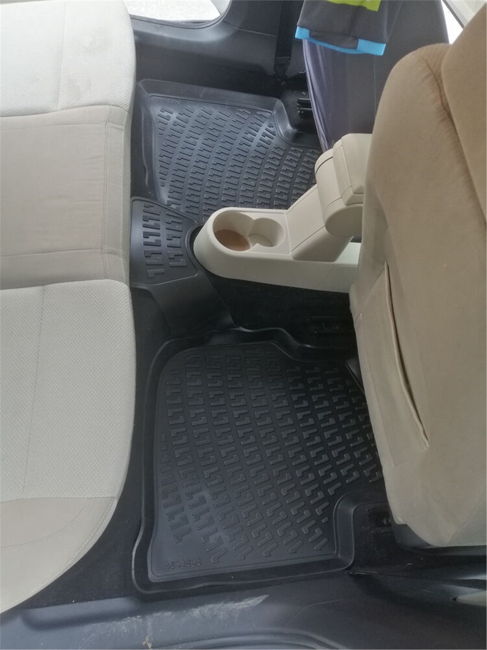 Skoda Rapid 2012 Sonrası Havuzlu Paspas
