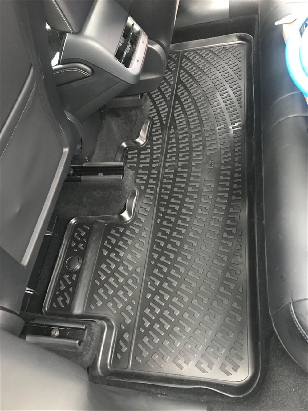 Tesla Model Y 2019-2024 Havuzlu Paspas