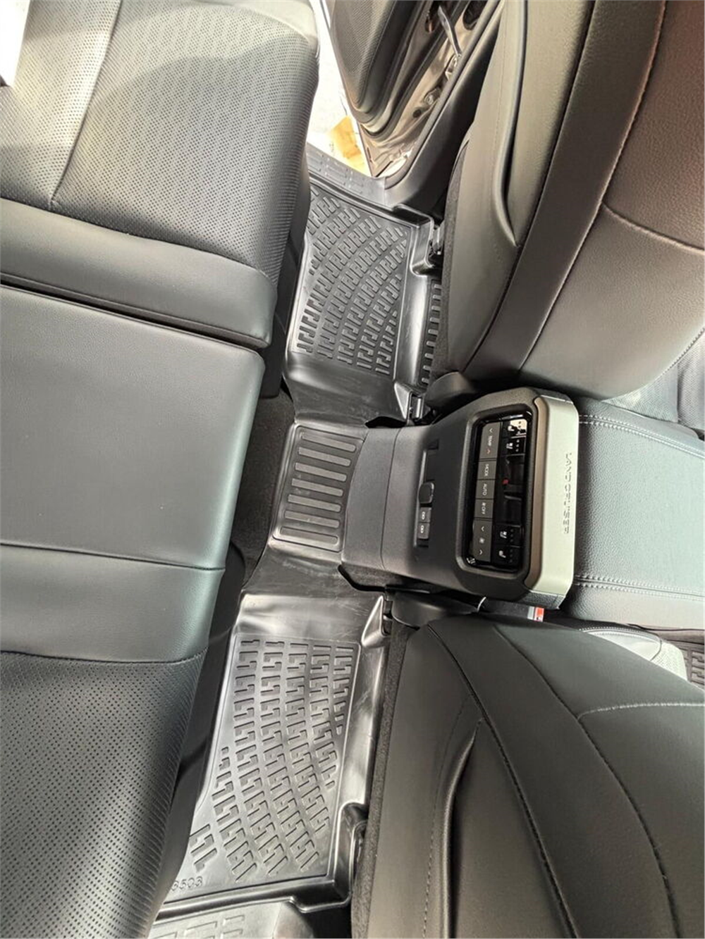 Toyota Land Cruiser Prado J250 2024 Sonrası | 7 Koltuklu